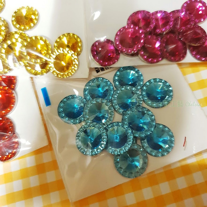 西西手工藝材料 24672 精緻花鑽系列#07圓形(約12入)約12mm 壓克力鑽 無膠貼鑽 平底鑽貼飾 美甲水鑽 圓鑽-細節圖3