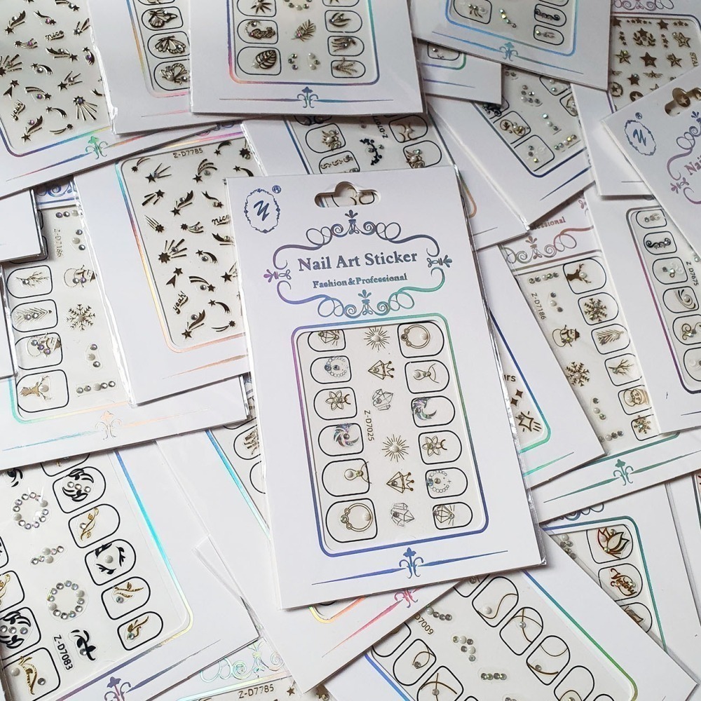 西西手工藝材料 指甲貼(款式隨機) 加鑽貼紙 可愛指甲貼 迷你貼紙 精緻小貼紙裝飾貼紙 指甲彩繪貼紙 美甲貼紙 滿額免運-細節圖2