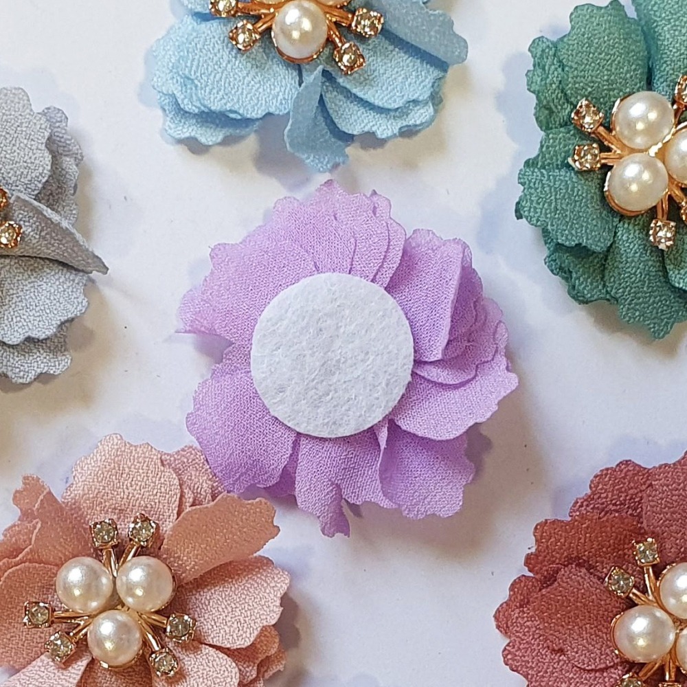 西西手工藝材料 26303 加鑽花貼飾系列#04珍珠花(1入) 小花飾 花片 服裝點綴花 布書材料 裝飾花素材 滿額免運-細節圖4