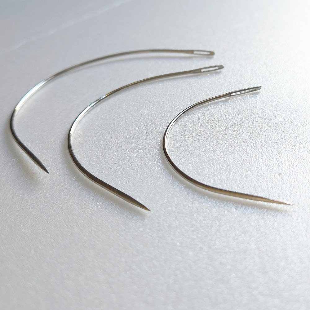 西西手工藝材料 彎針組A款/B款 弧形針 自穿針 大孔針 縫紉針 彎C針 繡花針 刺繡針 皮革手縫針 拼布用品 滿額免運-細節圖5