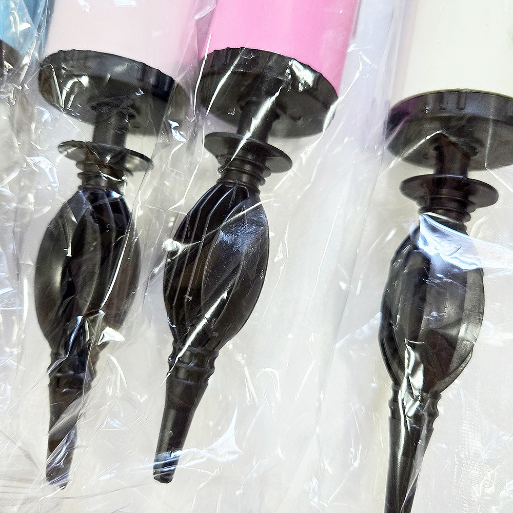 西西手工藝材料 32116 打氣筒(1入)顏色隨機 手推式打氣筒 手推式打汽筒 汽球打氣筒 氣球打氣筒 汽球灌氣球灌氣筒-細節圖2