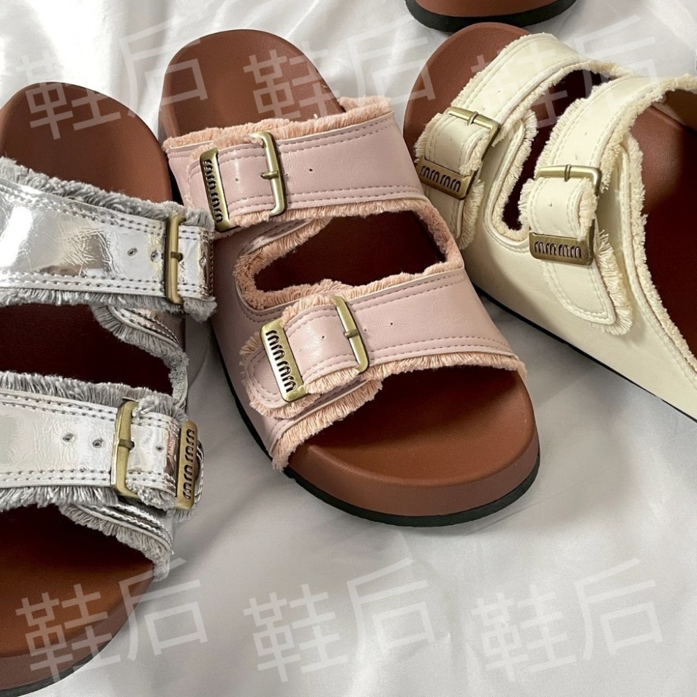Shoes Queen | 台南出貨 | D03熱賣超夯 |新增隱藏牛仔藍 |41.42號約3.5厚度 流蘇皮帶勃肯拖-細節圖9