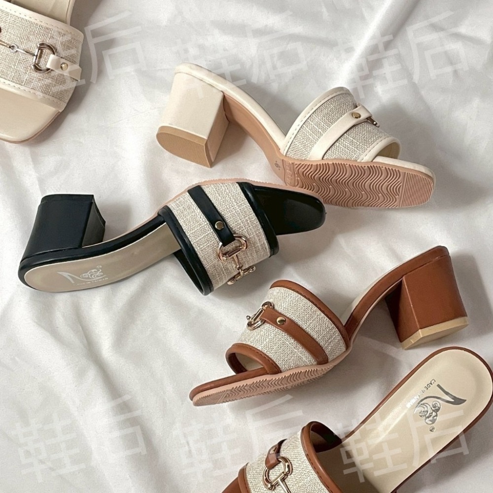 Shoes Queen | 🇹🇼 台南現貨+預購 /口字金釦 粗跟拖鞋 2325 🔥小香風 度假 涼拖鞋 #台灣製-細節圖4