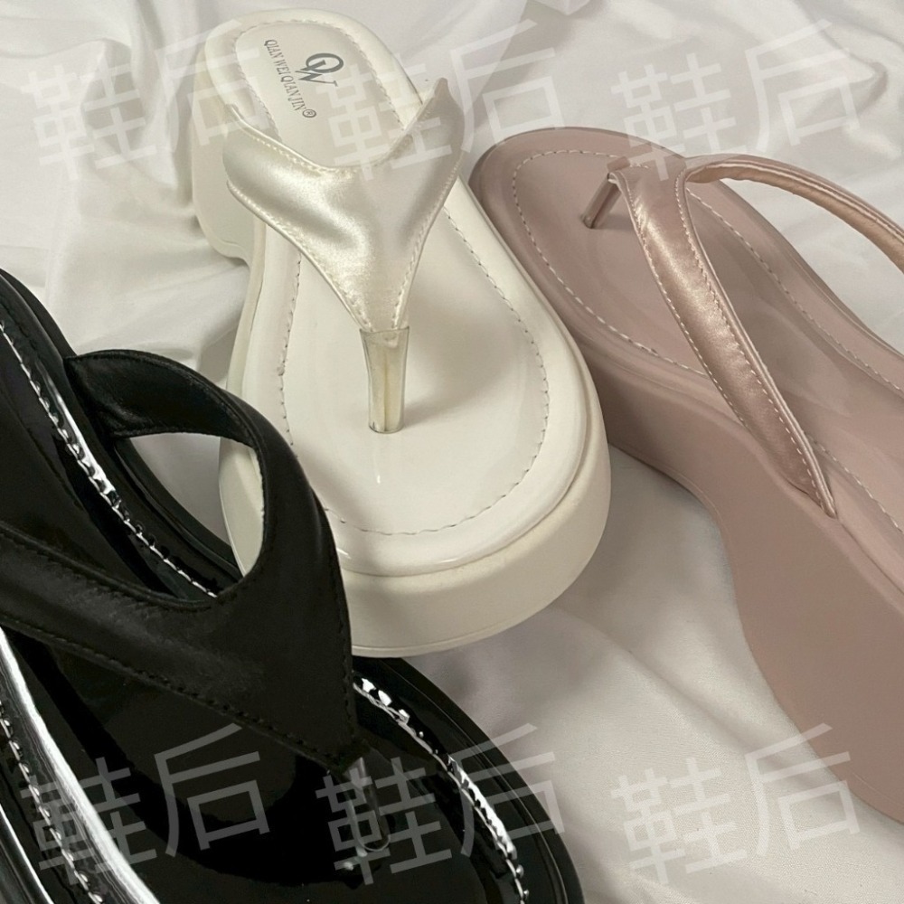 Shoes Queen | 台南最後現貨出貨 | 376 高級感拉滿! 緞面夾腳拖 韓系厚底女 顯腿長 日常百搭休閒拖-細節圖6