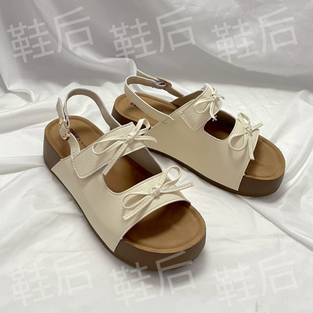 Shoes Queen | 台南出貨 / 軟Q厚底 蝴蝶結4公分厚底涼鞋 107｜韓系氣質百搭・顯瘦好走・軟底舒適拖鞋-細節圖2