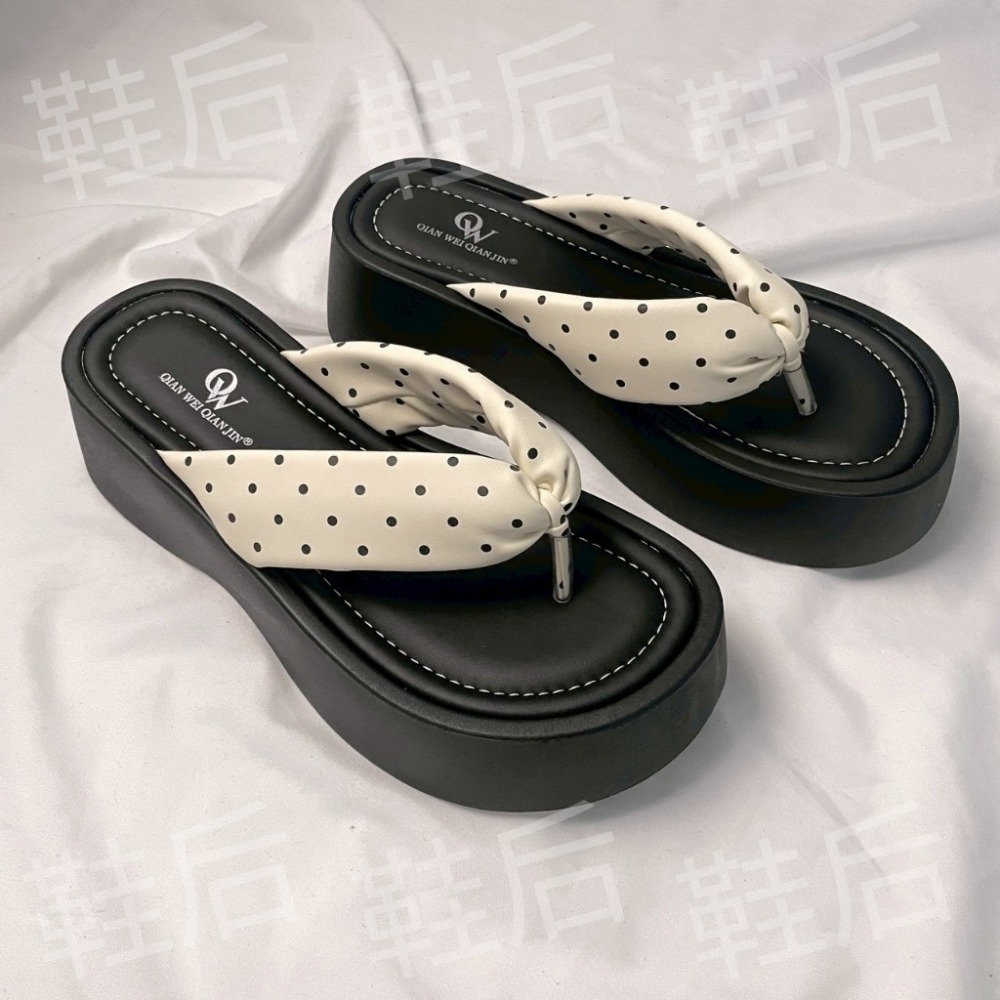 Shoes Queen |台南出貨 / 超Q厚底點點 |夾腳拖 373🩷 可愛 人字拖 涼拖鞋 #度假必備-規格圖9