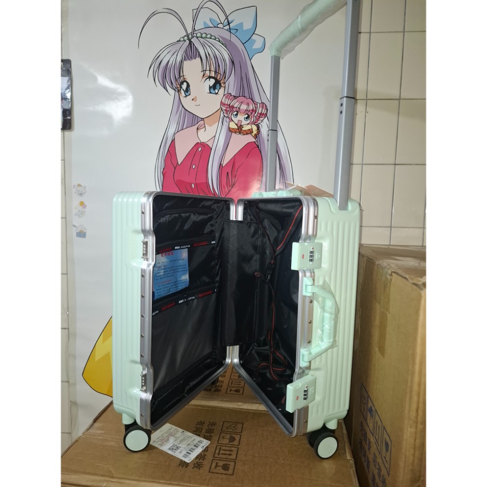 (屁蛋行李箱小舖)二手綠色寬拉桿行李箱-細節圖3