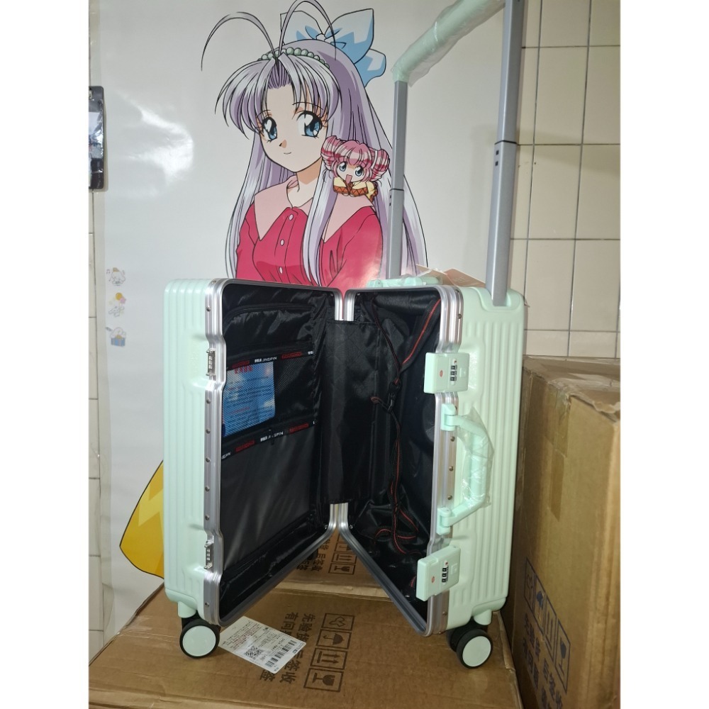 (屁蛋行李箱小舖)二手綠色寬拉桿行李箱-細節圖3