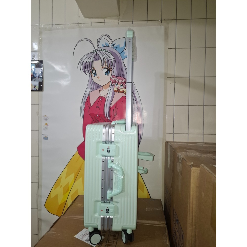 (屁蛋行李箱小舖)二手綠色寬拉桿行李箱-細節圖4