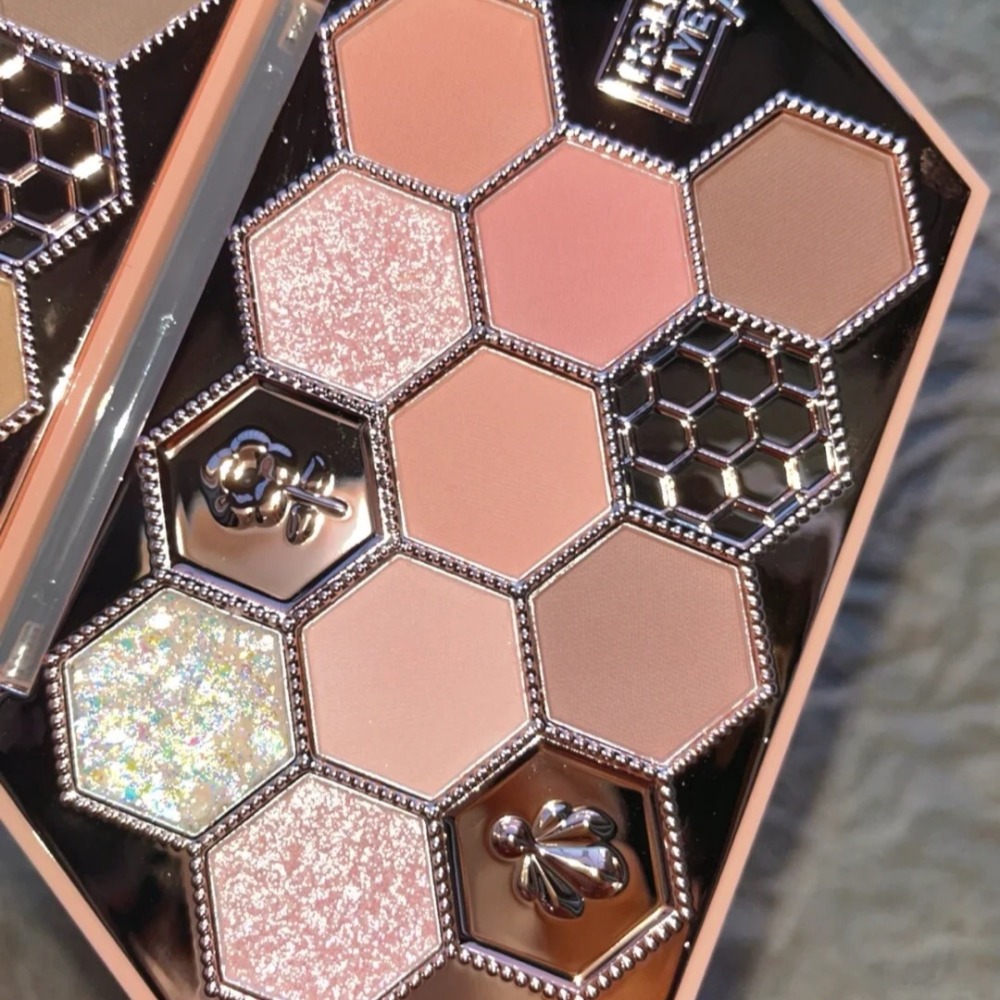 新品現貨🐝Hold Live  蜂巢 眼影盤 正品授權🌸 眼影盤 濕眼影 韓國 璀璨眼影-細節圖4