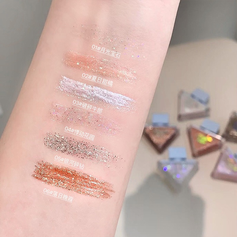 Gege bear💫 爆閃 眼影液 亮晶晶 琉光溢彩 爆閃 亮片 高光 臥蠶 提亮 液體 眼影-細節圖2