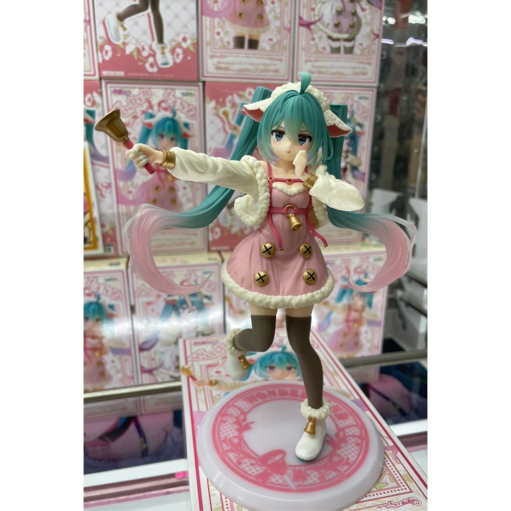 【卡窩嚕 日本選物】(有盒損) 初音未來 Taito 初音 Wonderland 狼和七隻小山羊 景品-細節圖3
