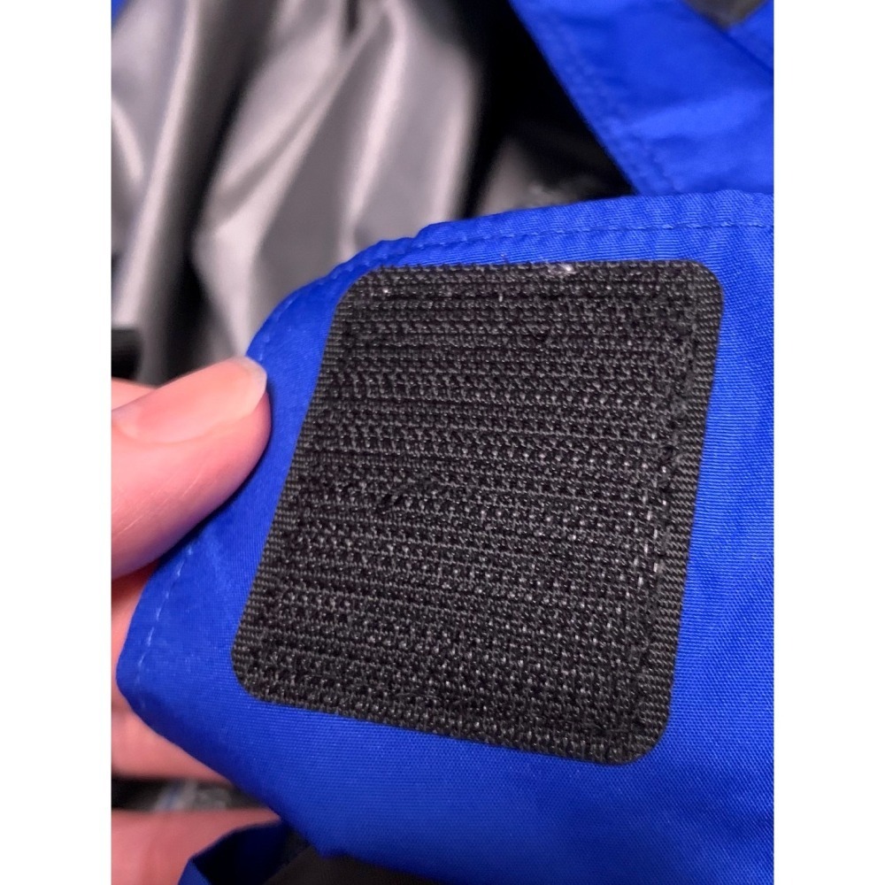 【出售】2026 BURTLE AC1194 後腰開孔空調服 背心 L號｜近全新-細節圖4