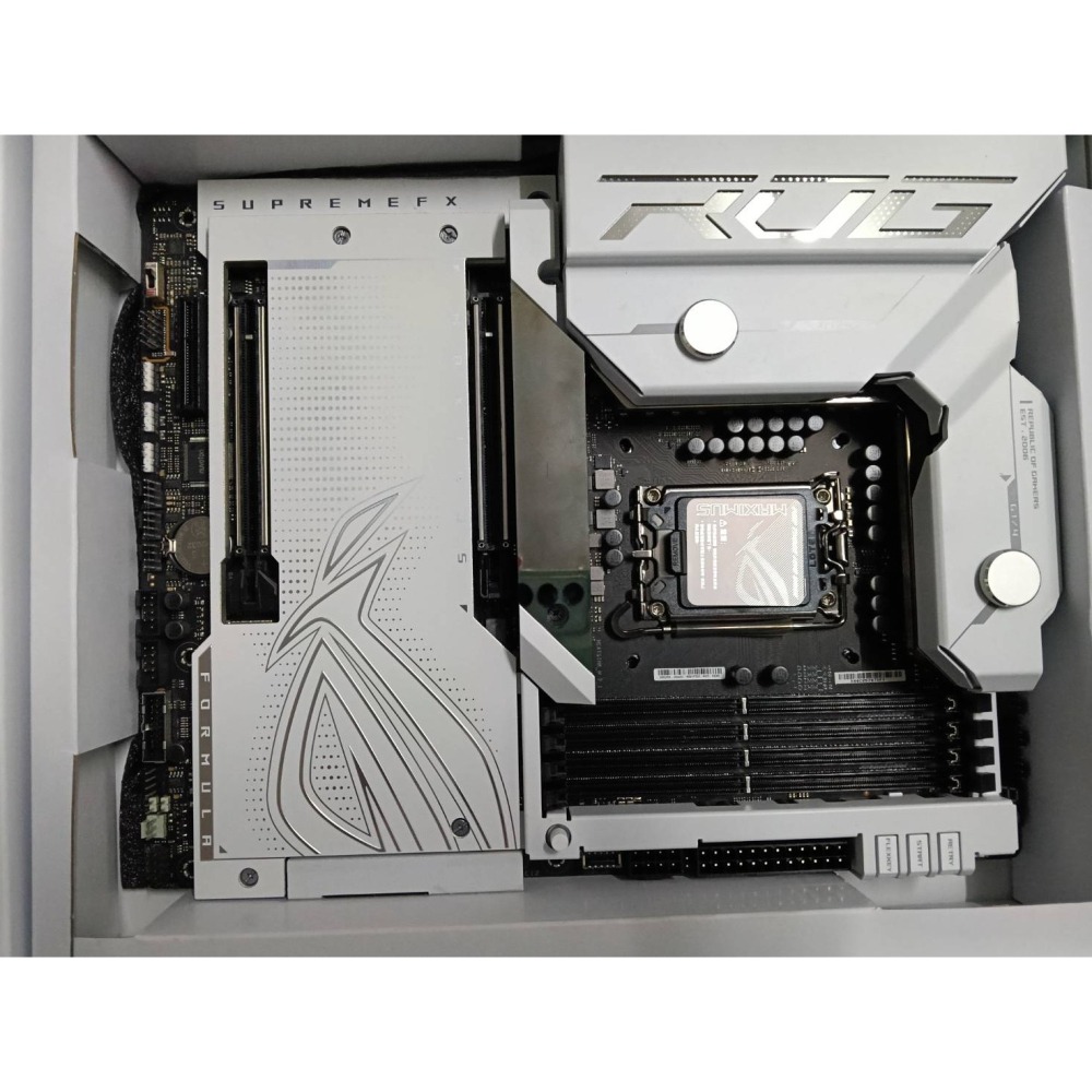華碩 ROG MAXIMUS Z790 FORMULA 主機板(D5) 主機板 1700腳位-細節圖3