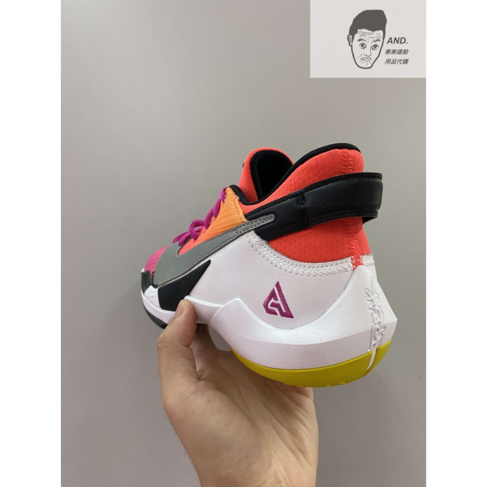 【AND.】現貨 NIKE FREAK 2 PE 粉橘 字母哥 運動 籃球鞋 大童 女款 CT4592-100-細節圖4