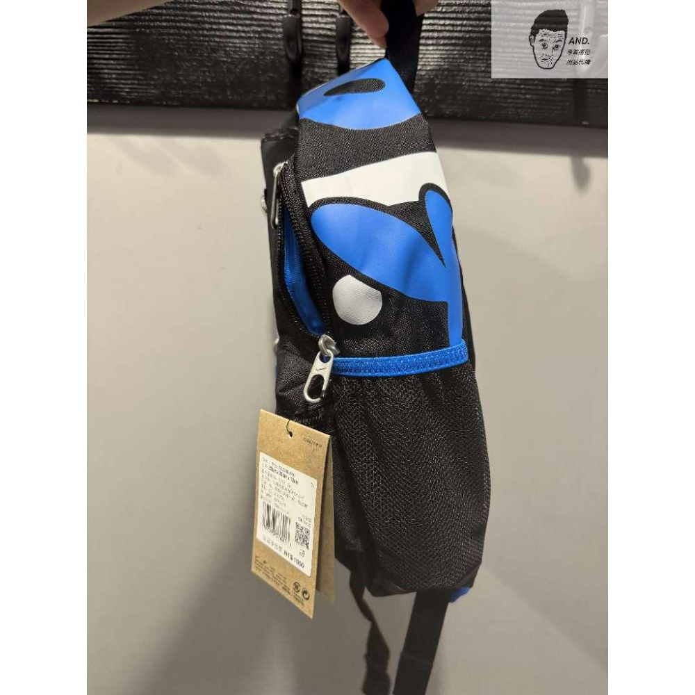 【AND.】NIKE BRASILIA JDI 黑藍 雙肩包 後背包 運動背包 兒童背包 FZ7259-010-細節圖4
