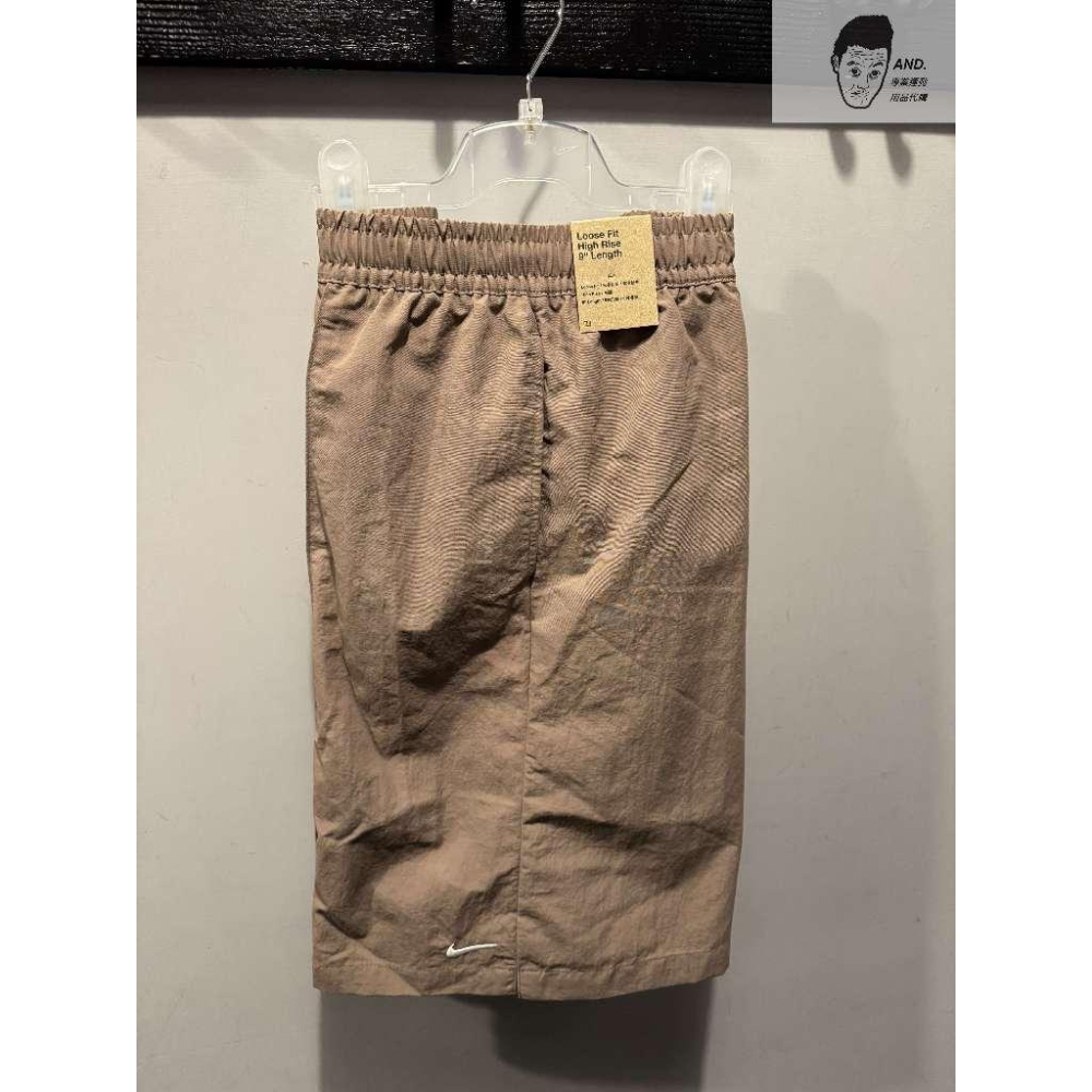 【AND.】NIKE NSW UV LOGO 寬鬆 9吋 運動短褲 女款 黑/奶 HJ1398-010/214-細節圖2