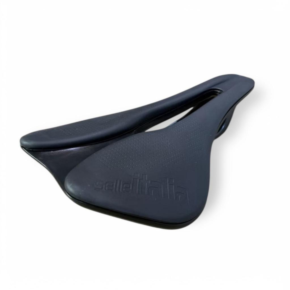 現貨 出清 義大利 selle ITALIA BOOST人體工學超舒適減壓 短鼻 中空座墊 坐墊 座椅-細節圖2