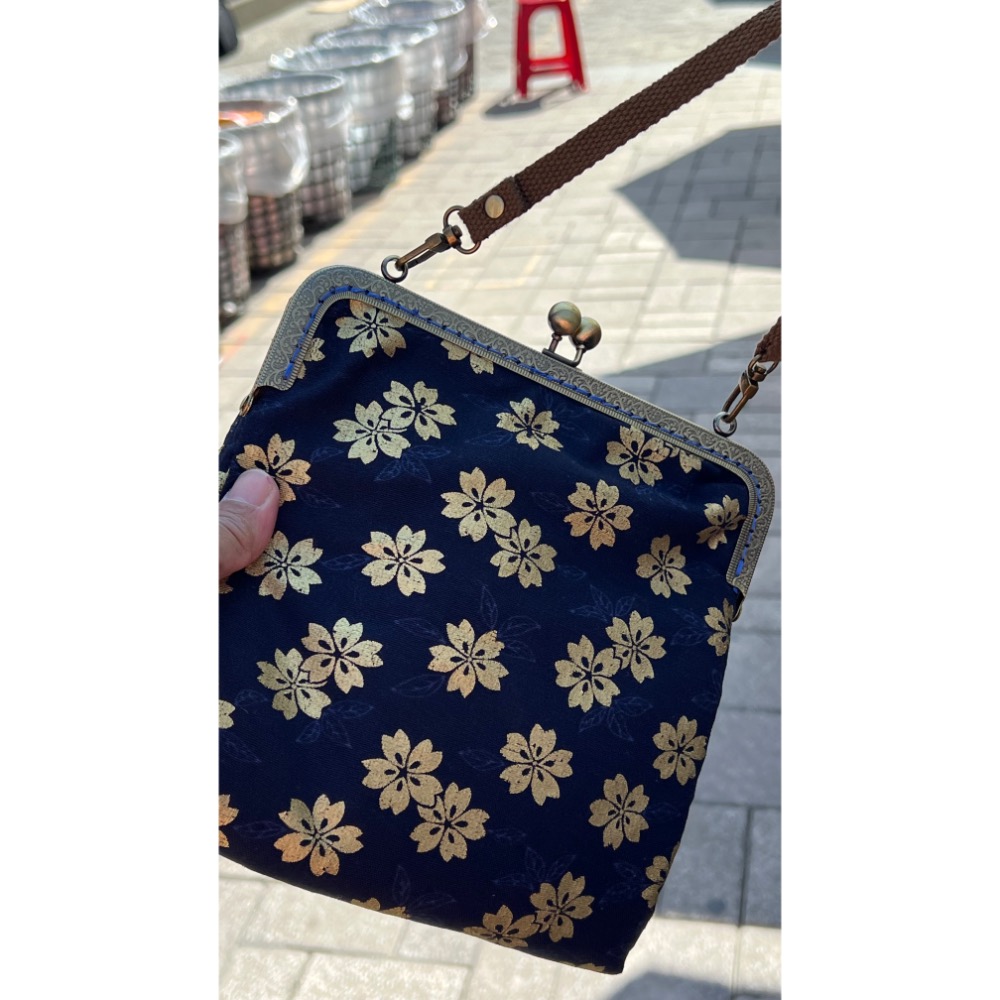 wusister手作坊大口金加拉鏈兩用包有附可調式背帶-細節圖2