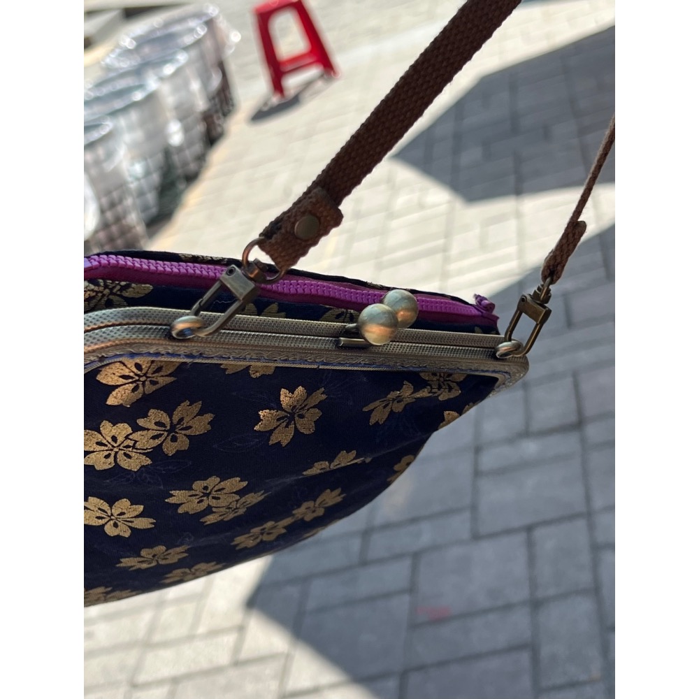 wusister手作坊大口金加拉鏈兩用包有附可調式背帶-細節圖4