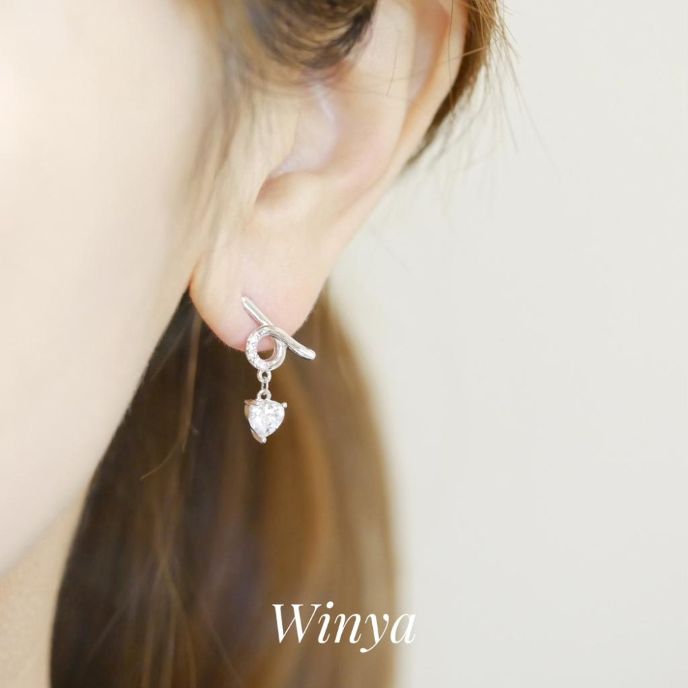 【Winya 韓國飾品 現貨 】正韓 扭結 水鑽 愛心 耳環 耳夾 耳環-細節圖5