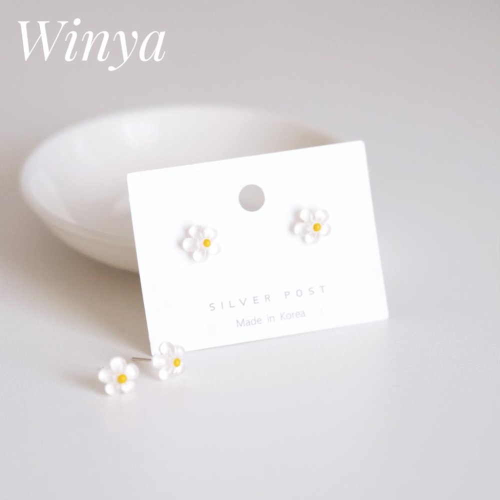 【Winya 韓國飾品 現貨 】正韓 透明小花 耳環 耳夾-細節圖4