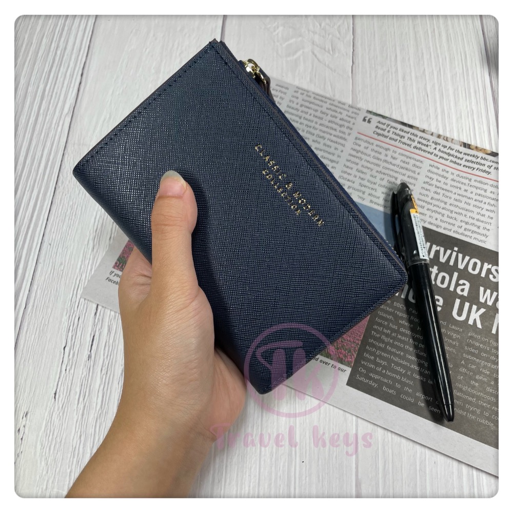 ￼熱銷款 韓版防刮中皮夾 金色壓印logo 大容量卡位 中夾 錢包 雙層 韓版  女生皮夾中夾 《Travel keys-細節圖8