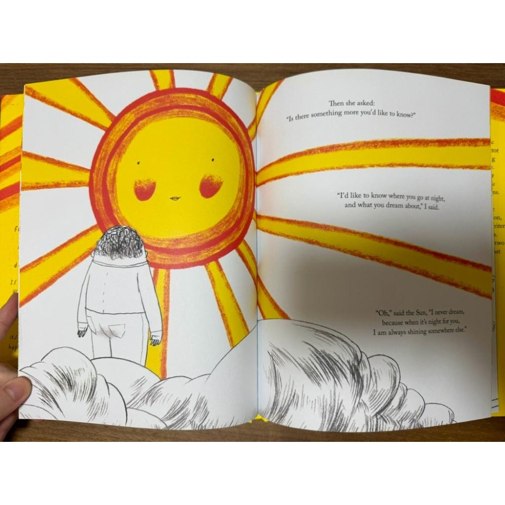 全新 I Touched The Sun 精裝｜英文繪本｜自信 探索 冒險 兒童哲學 文學 自我探索 親子共讀-細節圖6