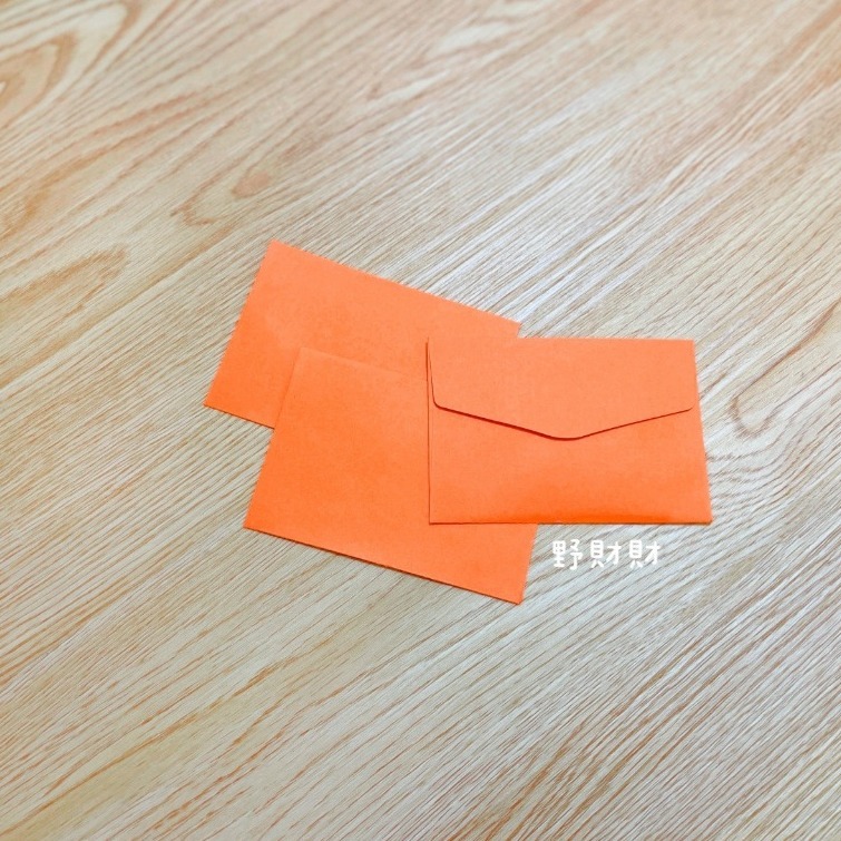 野財財⭐ 萬聖節小卡 小萌女巫帶黑貓參加萬聖夜 名片尺寸的小卡（10張）南瓜卡 萬聖節包裝 巫婆卡片 小貓小卡 萬聖節卡-規格圖2