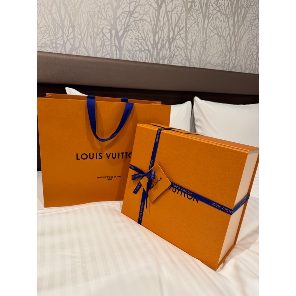 LV紙盒 名牌盒子 名牌包 只有盒子+袋子 緞帶 小卡 禮物盒-細節圖4