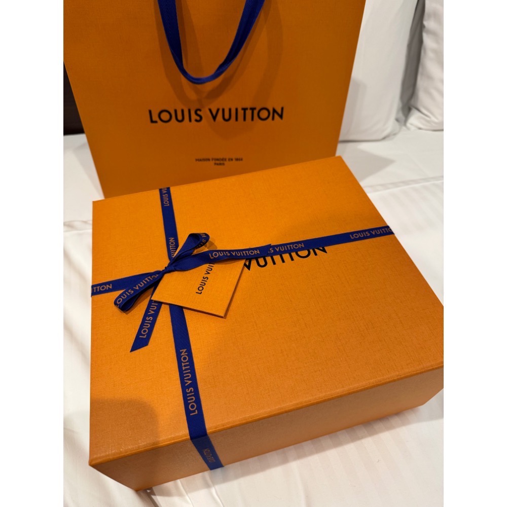 LV紙盒 名牌盒子 名牌包 只有盒子+袋子 緞帶 小卡 禮物盒-細節圖5