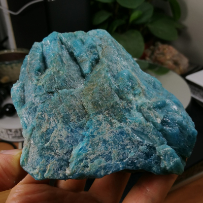 [友克鑫礦業]dd196約重408.7g-藍磷灰石原礦 磷灰石 Apatite 天然水晶 無加工未拋光原石 藍磷灰