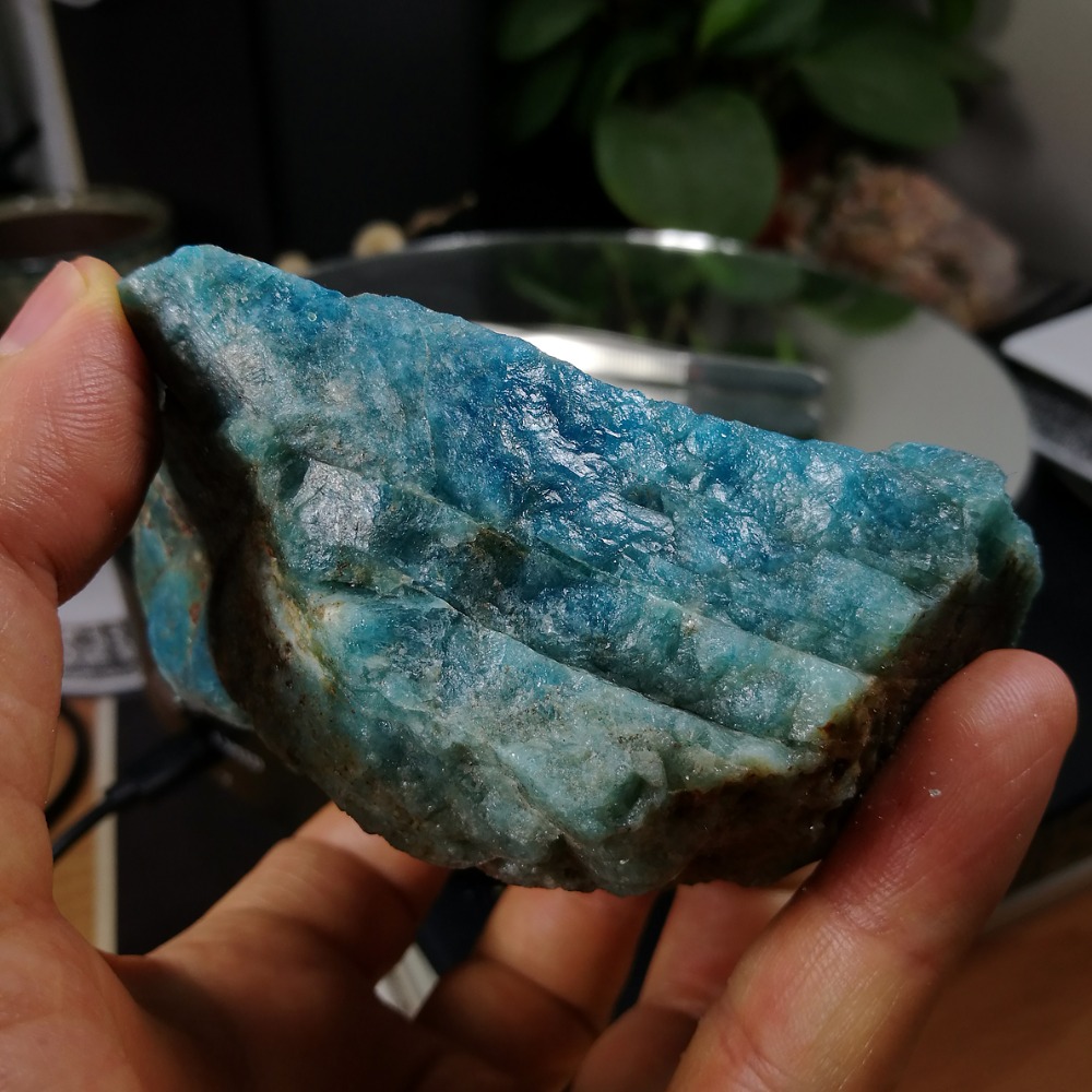 [友克鑫礦業]dd196約重408.7g-藍磷灰石原礦 磷灰石 Apatite 天然水晶 無加工未拋光原石 藍磷灰-細節圖2
