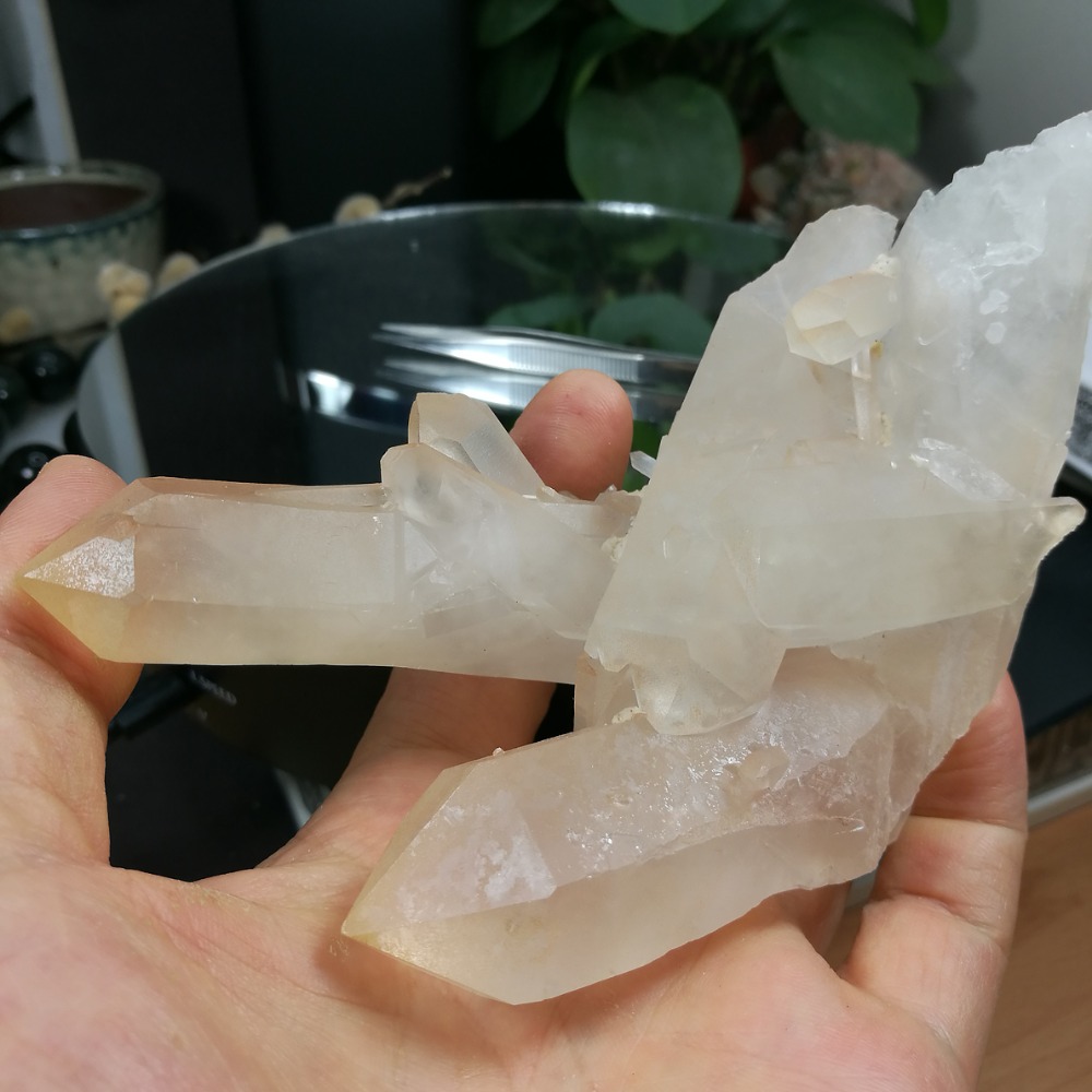 [友克鑫礦業]ac1396約重231.5g-艾希斯isis 大師水晶 伊西斯 白水晶簇 水晶柱 原礦 粉皮水晶-細節圖2