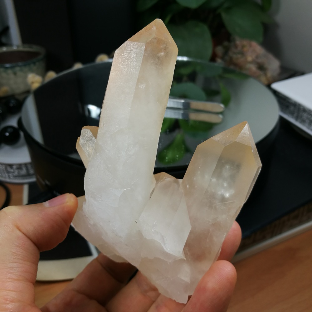 [友克鑫礦業]ac1396約重231.5g-艾希斯isis 大師水晶 伊西斯 白水晶簇 水晶柱 原礦 粉皮水晶-細節圖4