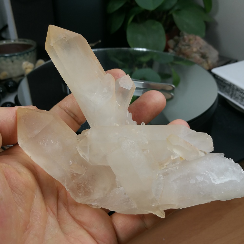 [友克鑫礦業]ac1396約重231.5g-艾希斯isis 大師水晶 伊西斯 白水晶簇 水晶柱 原礦 粉皮水晶-細節圖6