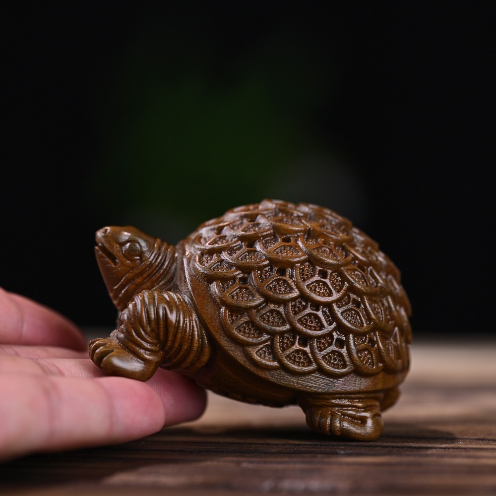 天然 綠檀木 愈瘡木 金錢龜 發財龜 烏龜長壽龜 沉水手把件 風水擺件  開運招財 避邪鎮宅 百分百天然綠檀木正品保證-細節圖7