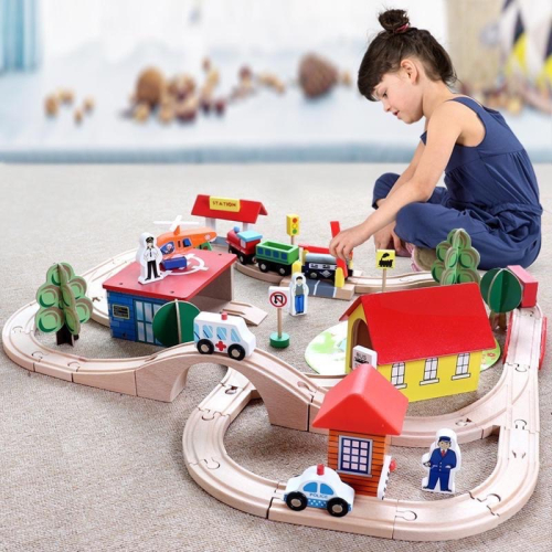兒童早教益智火車軌道玩具木質電動小火車頭玩具兼容木製軌道