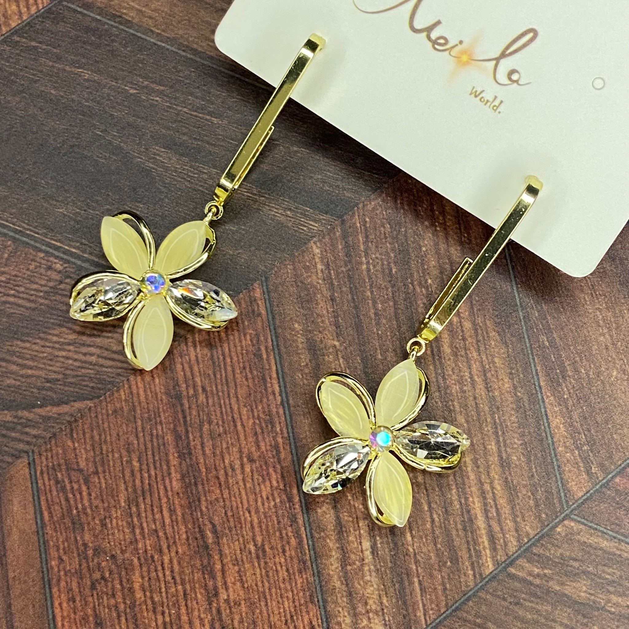 D025-C圈氣質花朵耳針款-細節圖2