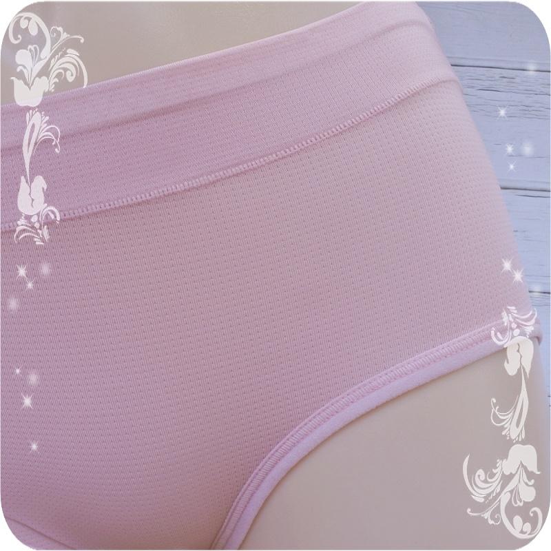 適合L 優雅生理褲(建議25~32腰)透氣包臀 舒適好穿 防漏 女內褲 生理內褲 三角褲 透氣孔 內褲 9301-細節圖8