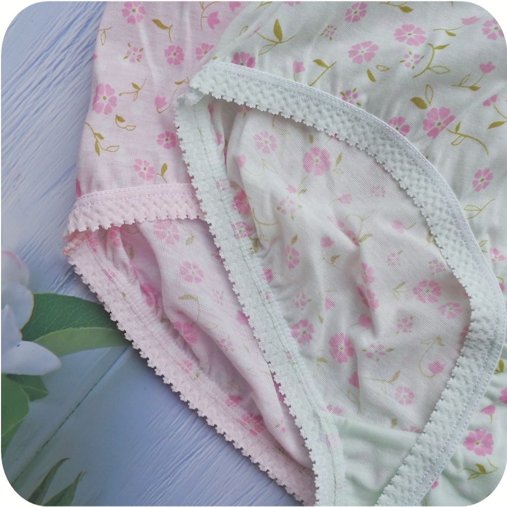 舒適棉質 媽媽褲 台灣製 碎花 現貨 內褲 高腰包臀 女生透氣三角褲 加大碼 大尺碼 XL XXL 3L 4L 5108-細節圖4