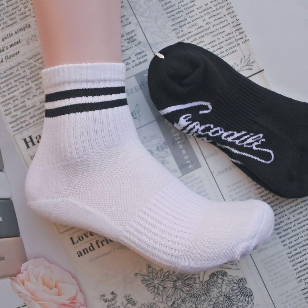 台灣製 女生運動抗菌襪 短襪 棉襪 毛巾底 22-24CM 女襪 襪子 除臭透氣 萊卡 白色 黑色 1/2襪 鱷魚牌-細節圖4