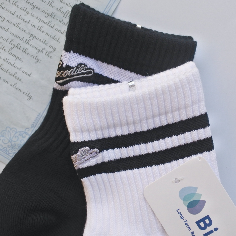 台灣製 女生運動抗菌襪 短襪 棉襪 毛巾底 22-24CM 女襪 襪子 除臭透氣 萊卡 白色 黑色 1/2襪 鱷魚牌-細節圖9