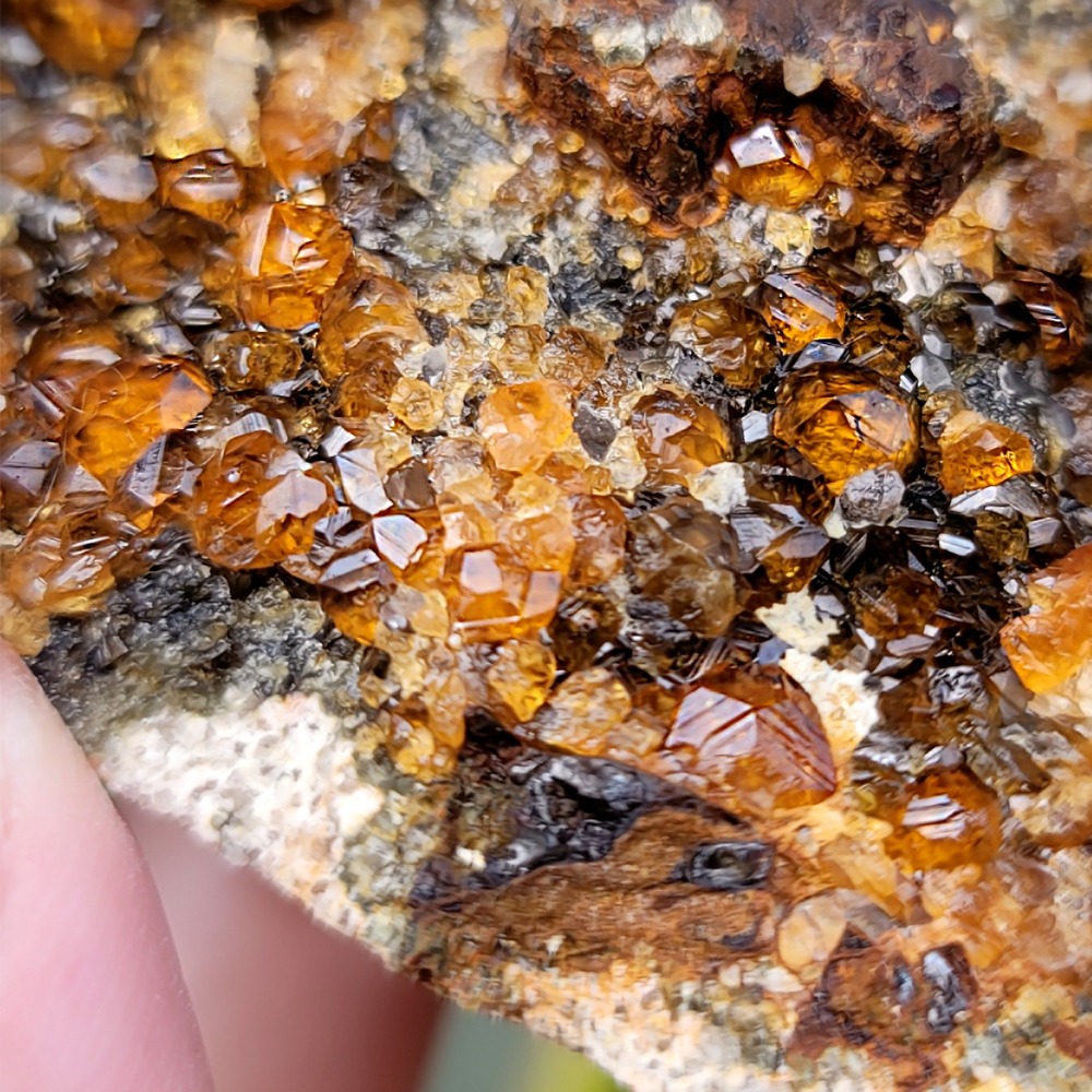 𝒜𝓁𝒾𝒸𝒾𝒶𝒢𝑒𝓂𝓈𝓉❀𝓃𝑒 福建雲霄橘色石榴石 23LW01 錳鋁榴石芬達石 石榴石原礦-細節圖5