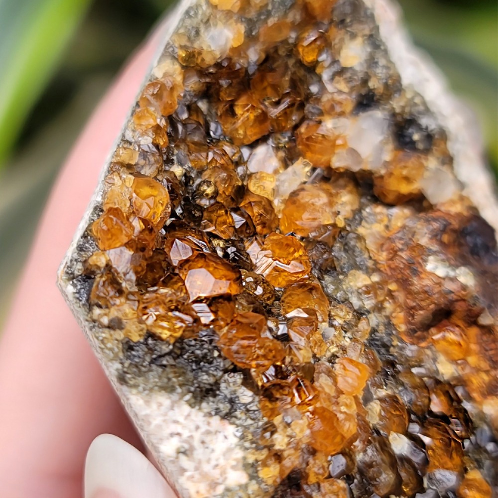 𝒜𝓁𝒾𝒸𝒾𝒶𝒢𝑒𝓂𝓈𝓉❀𝓃𝑒 福建雲霄橘色石榴石 23LW01 錳鋁榴石芬達石 石榴石原礦-細節圖9