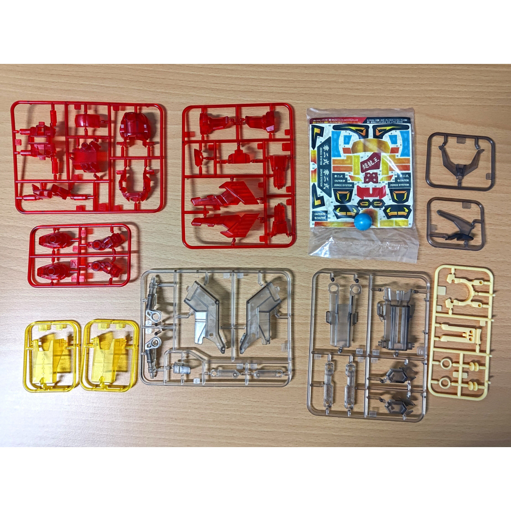 【二手】TAKARA 戰鬥彈珠人 限定 超龍王 透明紅 (B傳說 炎魂 麗嬰代理)-細節圖3