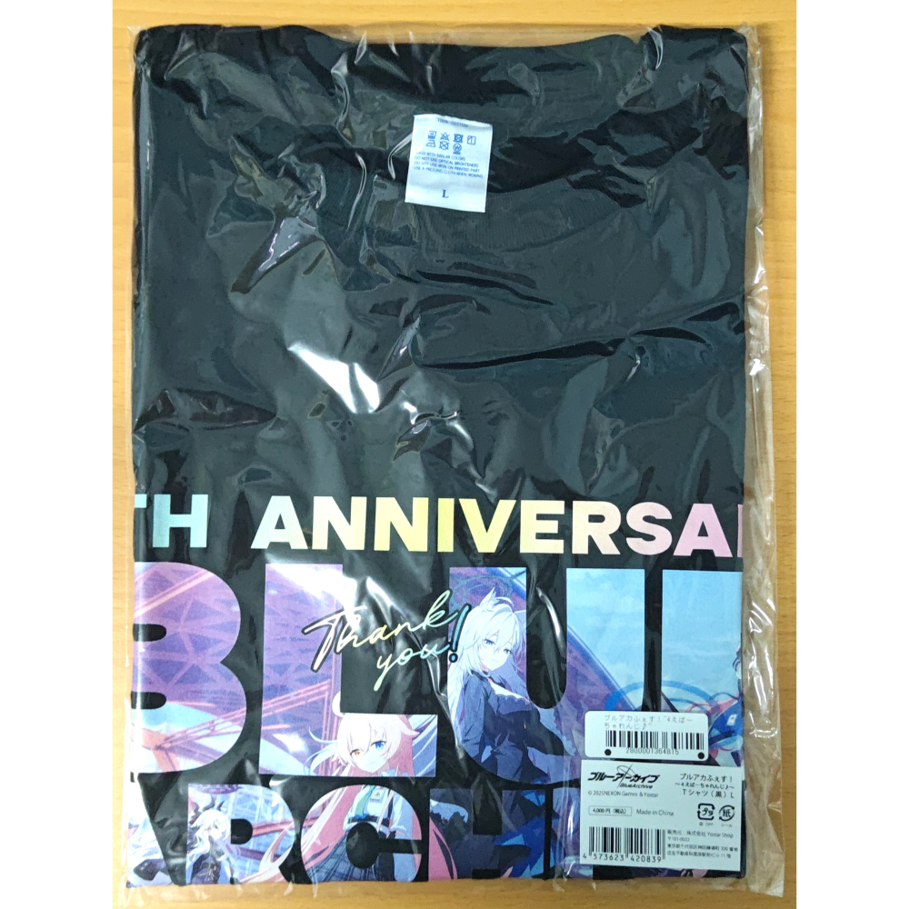 【全新】蔚藍檔案 4周年 ブルアカふぇす！~4えばーちゃれんじ♪~ T恤 黑 L號 (ブルーアーカイブ)-細節圖3