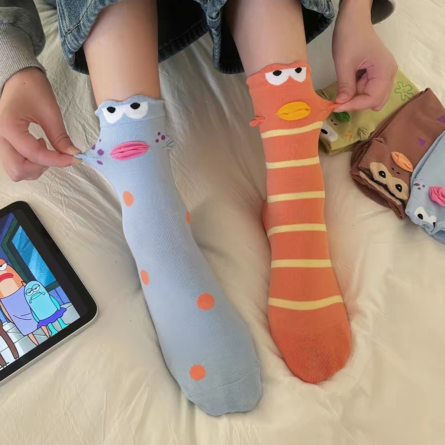 現貨醜的可愛8-15歲大童搞怪丑魚薄棉中筒襪 搞怪風女襪 薄棉中筒襪 條紋點點襪-細節圖10