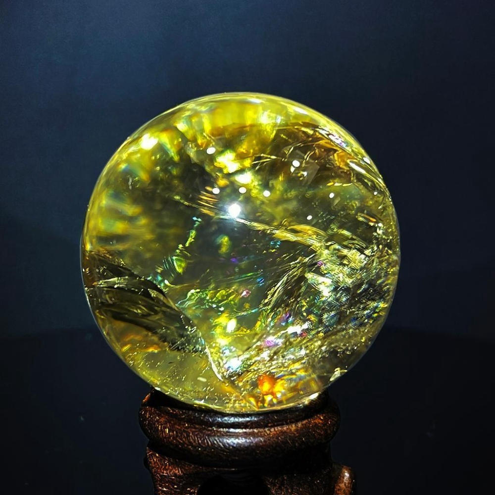 歐林娜設計👑大片彩虹光黃水晶能量球 直徑36MM  Rainbow Citrine Ball 超美黃水晶球 水晶球-細節圖8