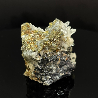 超稀有黃銅礦白水晶共生石墨 珍貴礦物標本 每一面都精彩45*47* 33MM可遇不可求Chalcopyrite